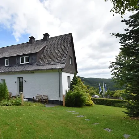 Casa de Férias In Neuastenberg Near The Area Winterberg