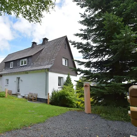 Casa de Férias In Neuastenberg Near The Area Winterberg